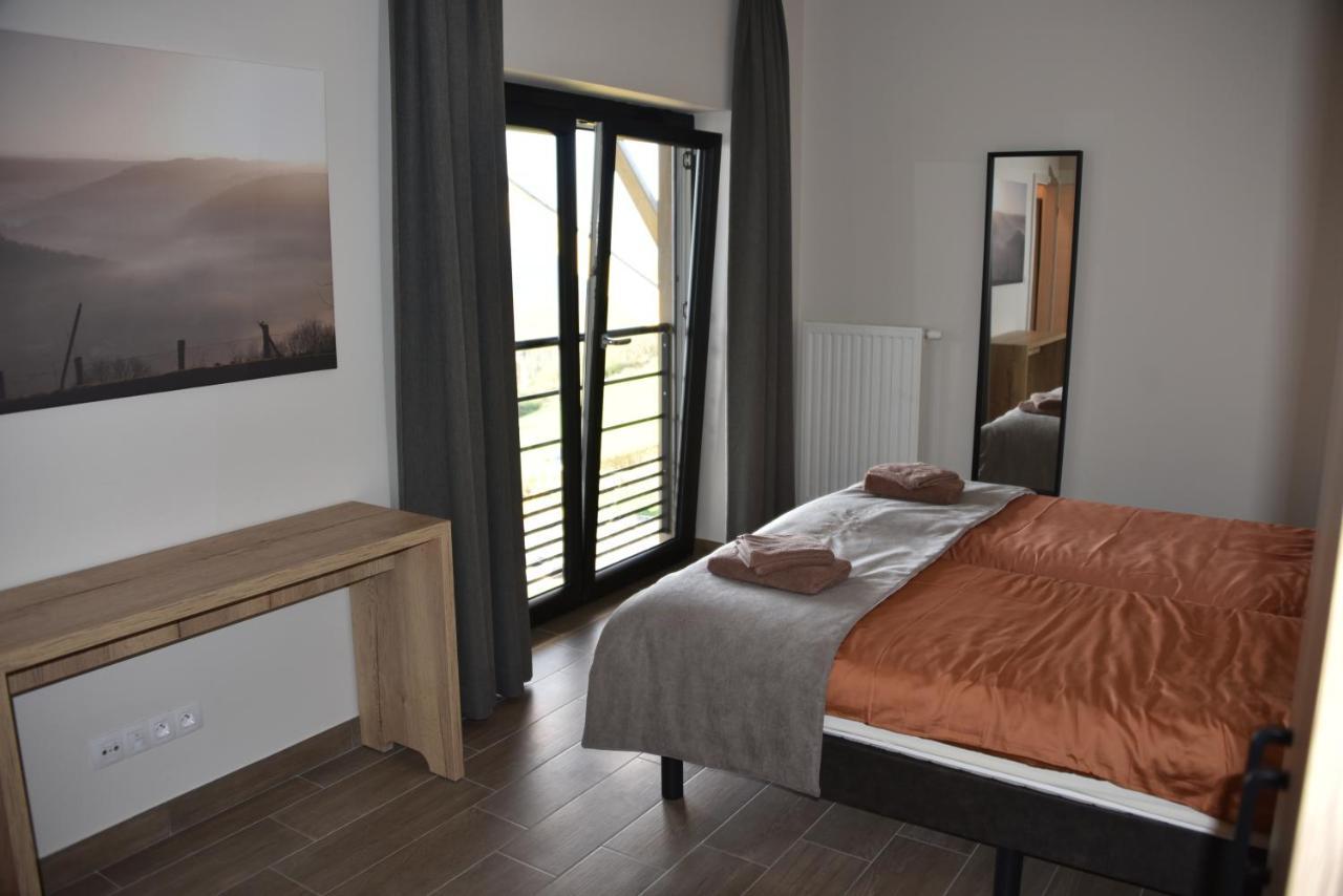 Rochehaut, Les Semoiselles, Villa Charlotte บูยง ภายนอก รูปภาพ